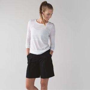 LULULEMON Long Story Shorts Reflective Back Pockets Sz 8